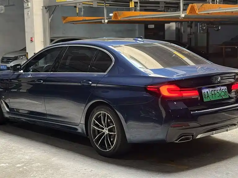 BMW 5 Series New Energy 2021 535Le Pioneer Edition M Sport Package фото 2