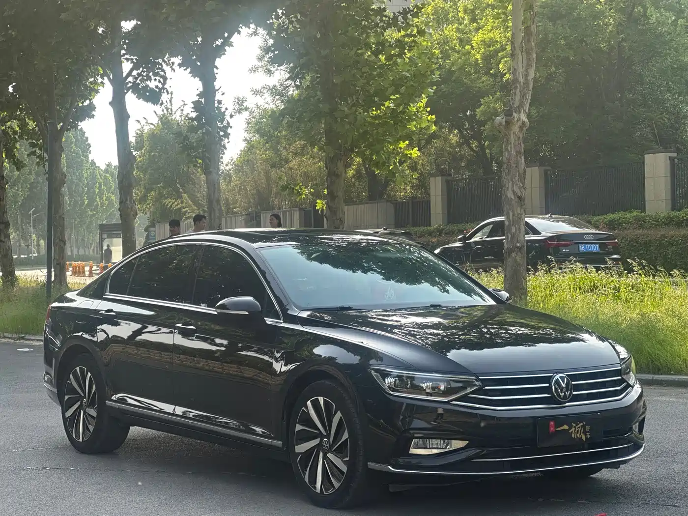 Volkswagen Magotan 2020 330TSI DSG Leading фото 3