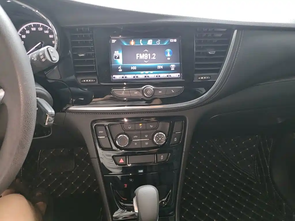 Фото 13 - Buick Encore