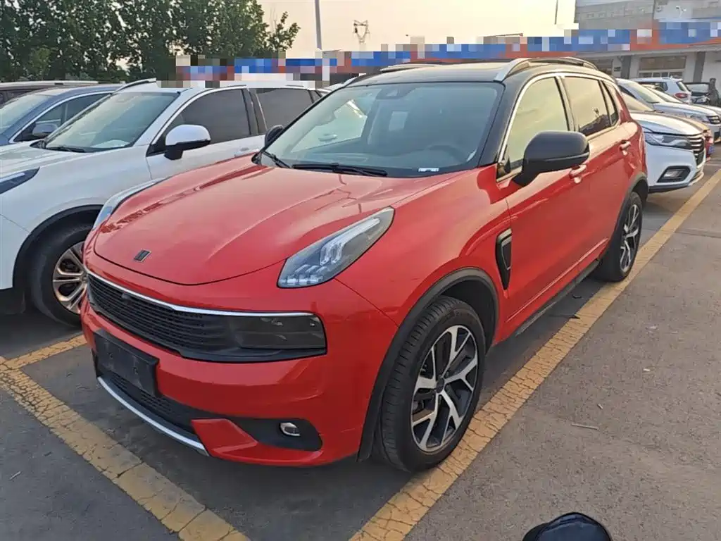 Lynk & Co 01 2017 2.0T AWD Pro фото 2