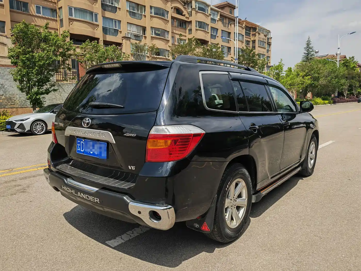 Toyota Highlander 2012 3.5L 4WD 7-Seater Elite Edition фото 6
