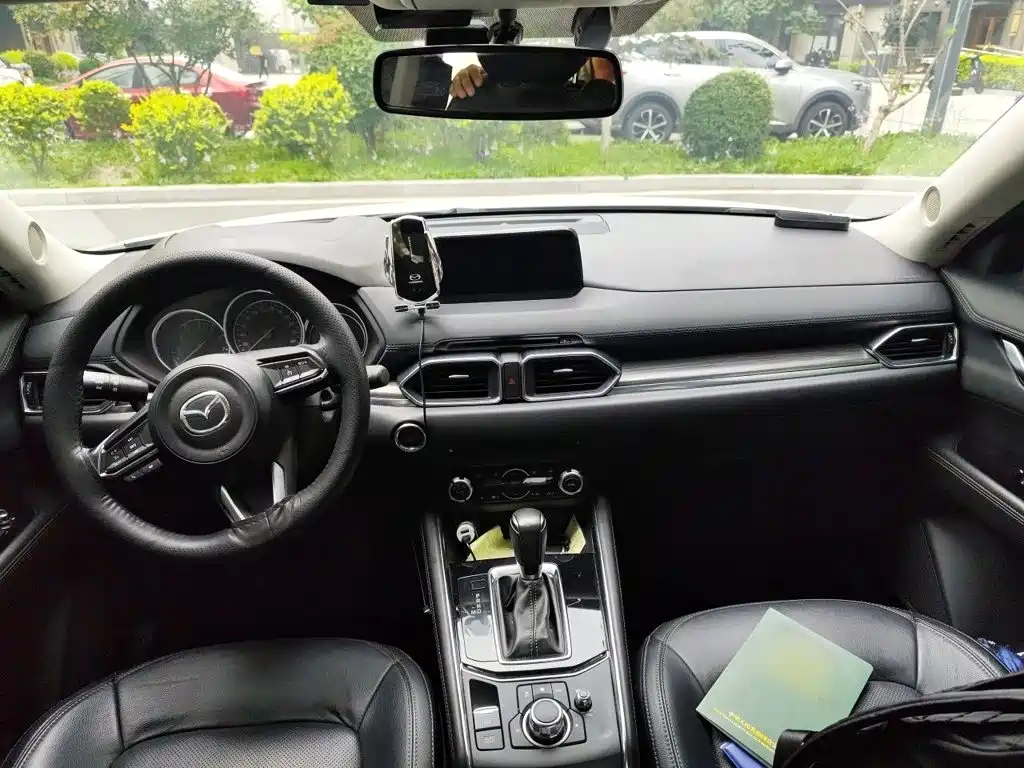 Photo 6 - Mazda CX-5