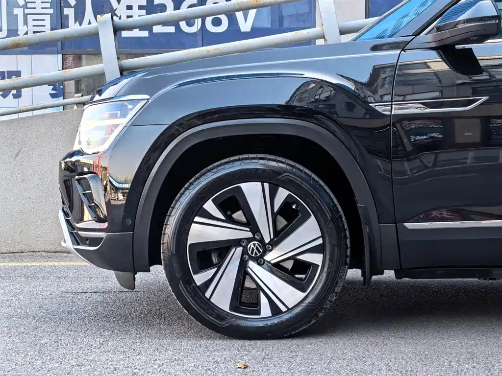 Volkswagen Teramont 2024 380TSI 4WD Prestige Luxury Edition фото 6