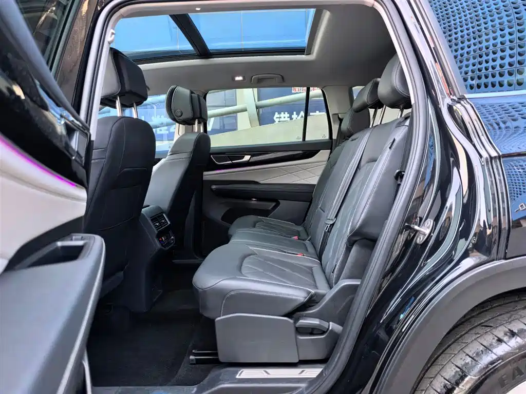 Volkswagen Teramont 2024 380TSI 4WD Prestige Luxury Edition фото 8
