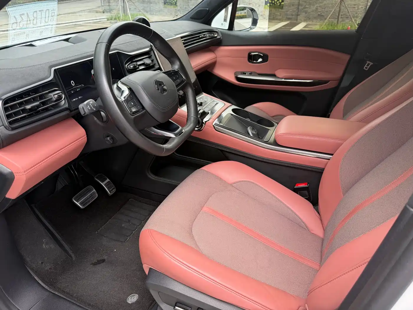 Фото 7 - NIO EC6