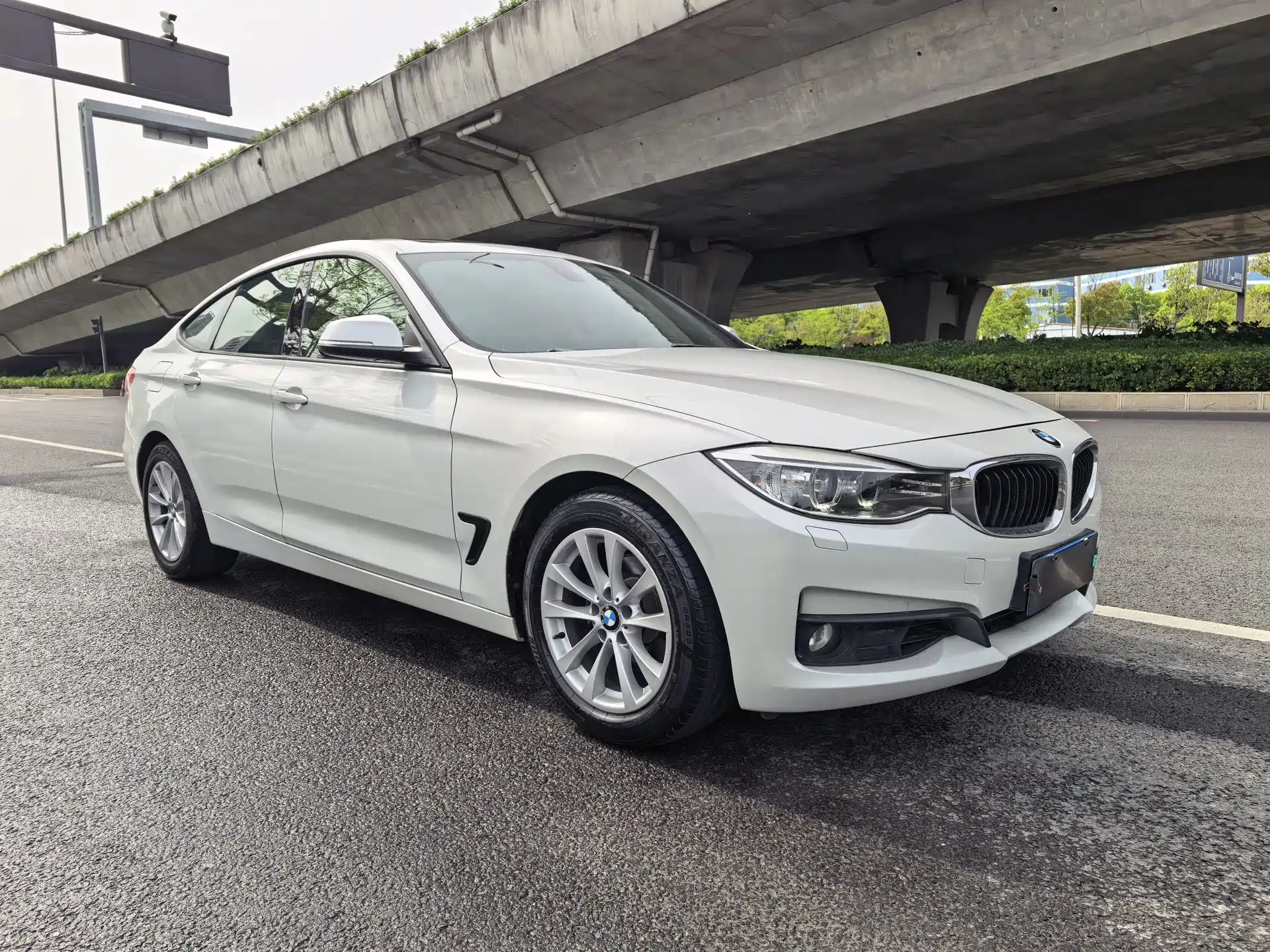 Фото 3 - BMW 3 Series GT