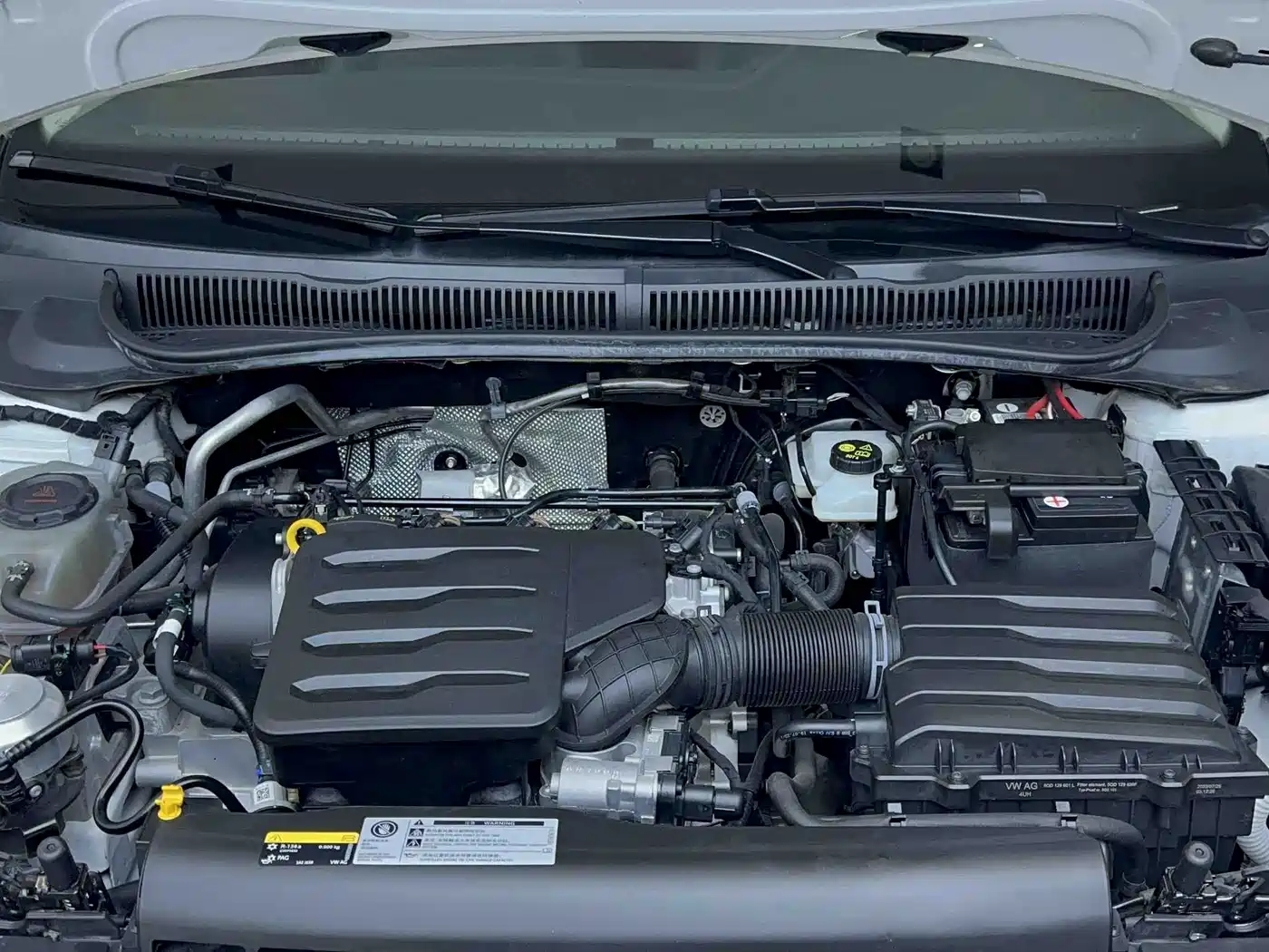 Volkswagen Polo 2024 2023 Facelift Plus 1.5L Auto Chroma Tech Edition