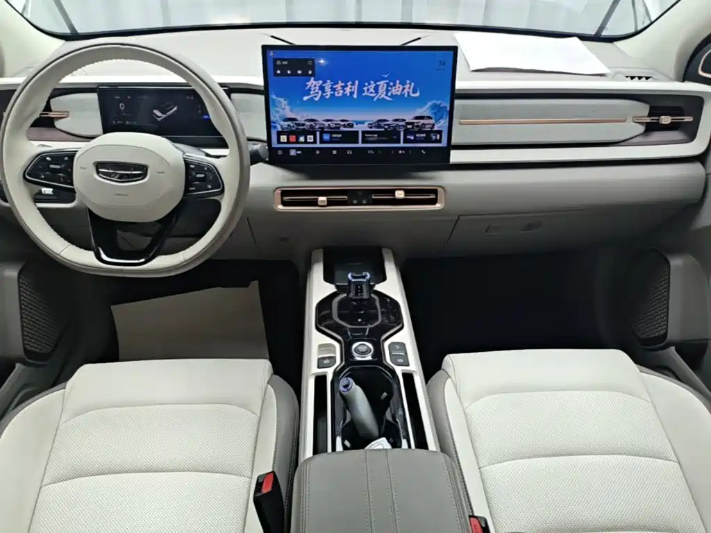 Geely ICON 2025 2026 Chocolate 1.5TD Pure Edition