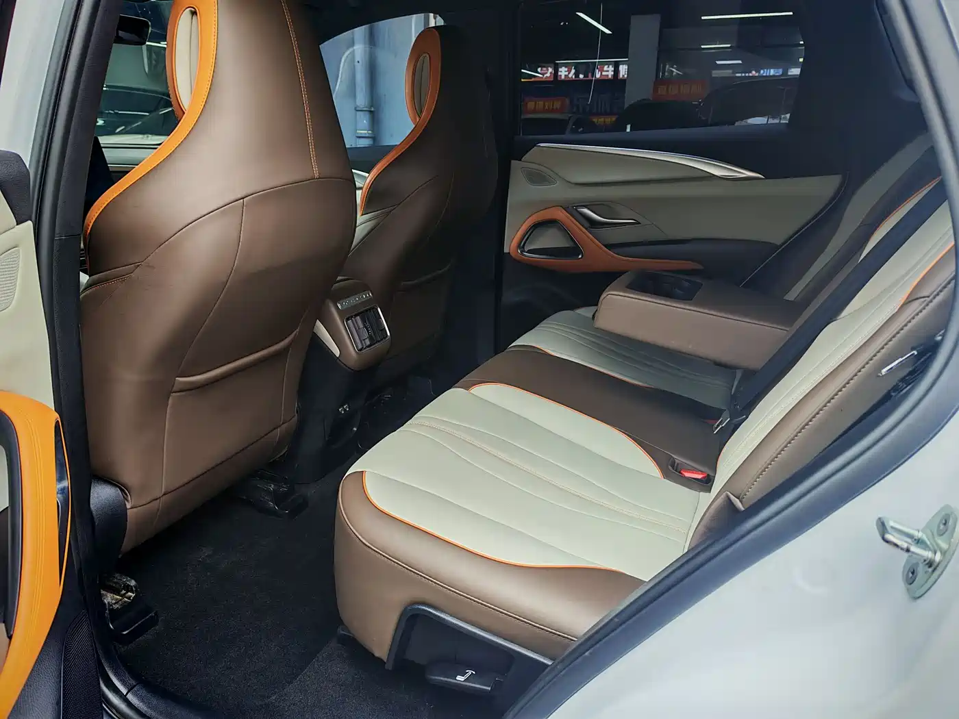 BYD Song Pro New Energy 2022 DM-i 51km Luxury фото 6