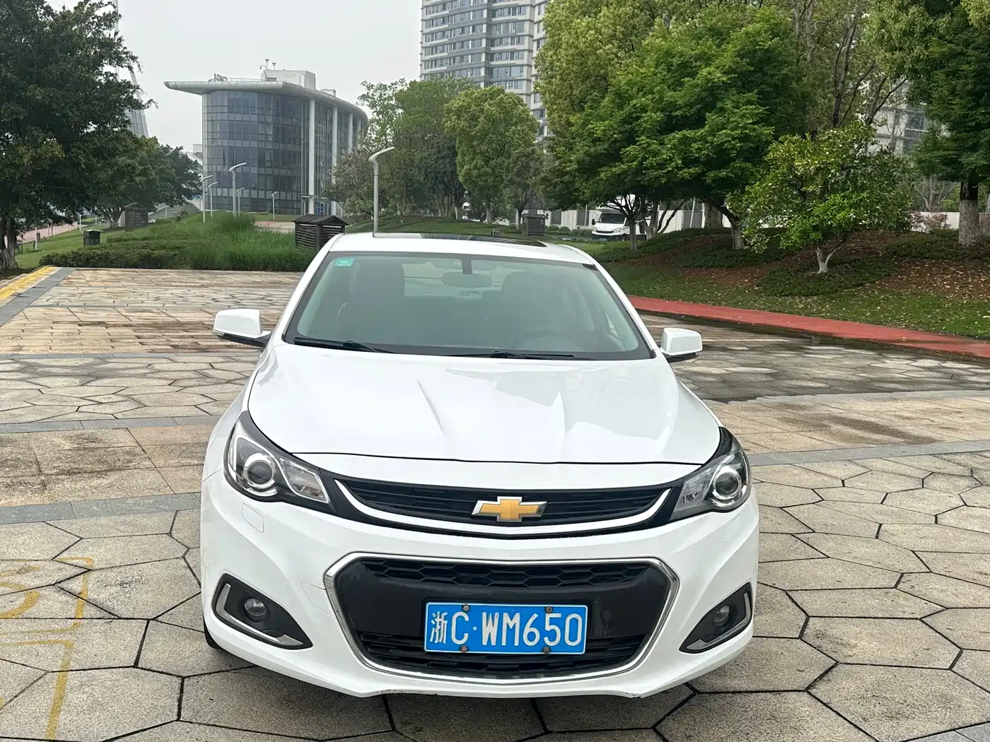 Chevrolet Malibu 2016 Model 2.4L Automatic Luxury Edition фото 2