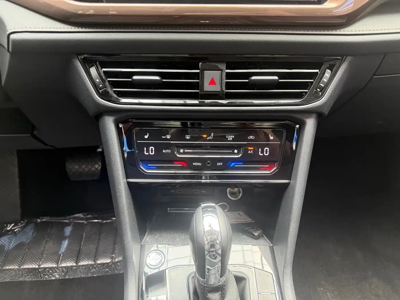Volkswagen Tharu, миниатюра 16
