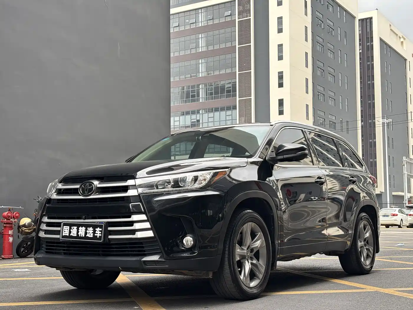 TOYOTA HIGHLANDER
