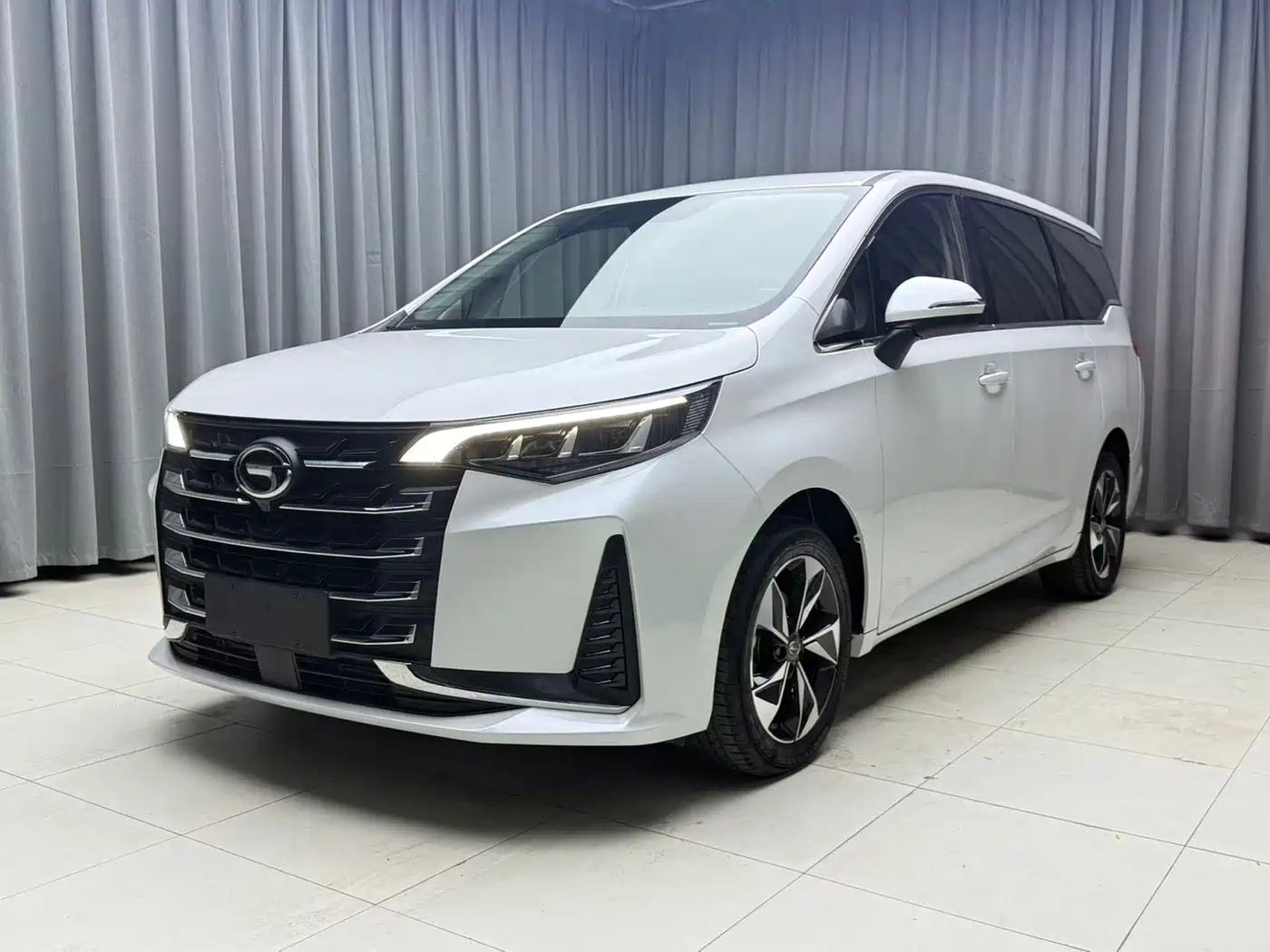 GAC Trumpchi Trumpchi M6 2021 — пригон из Китая