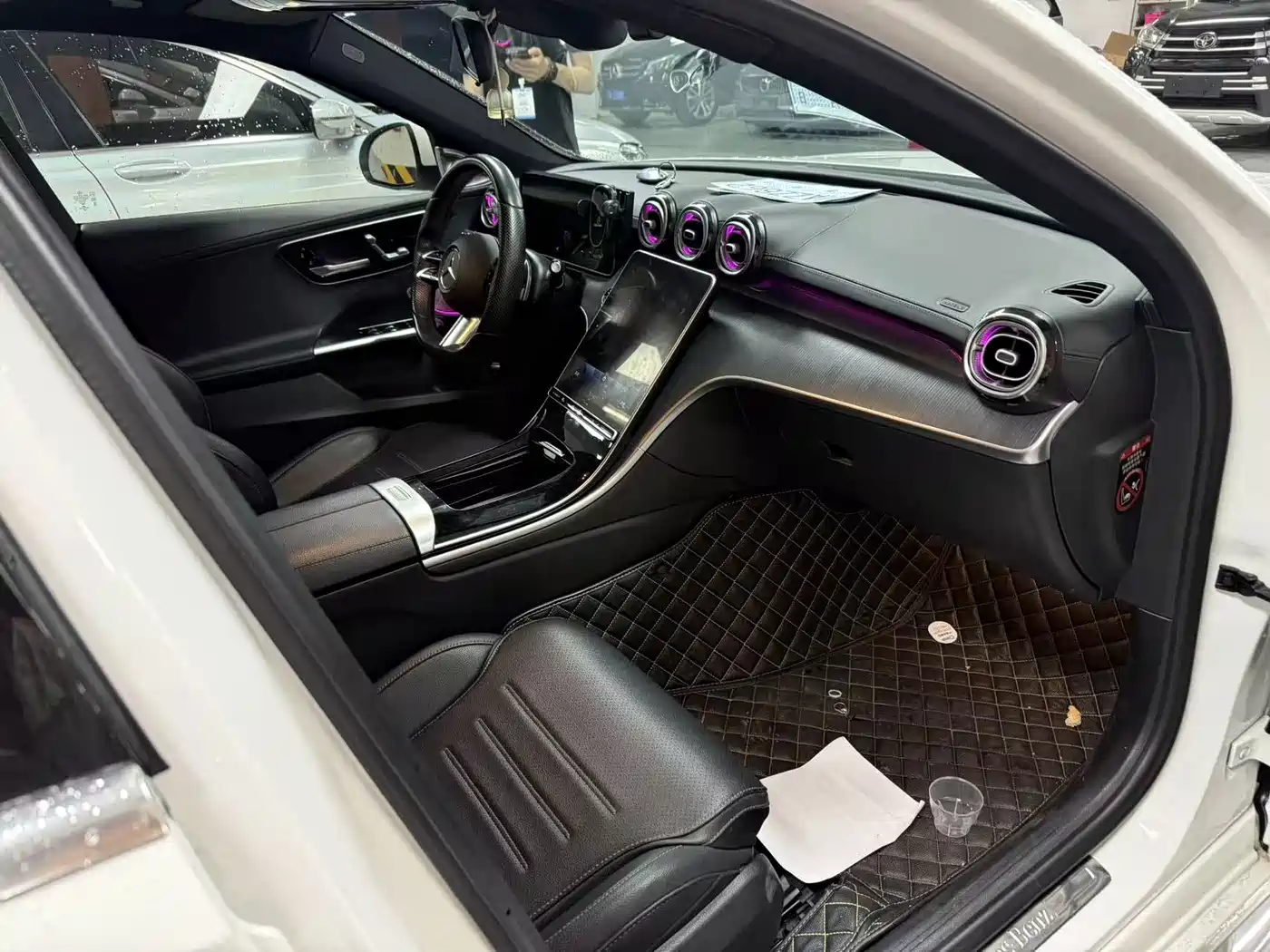 Фото 12 - Mercedes-Benz C-Class