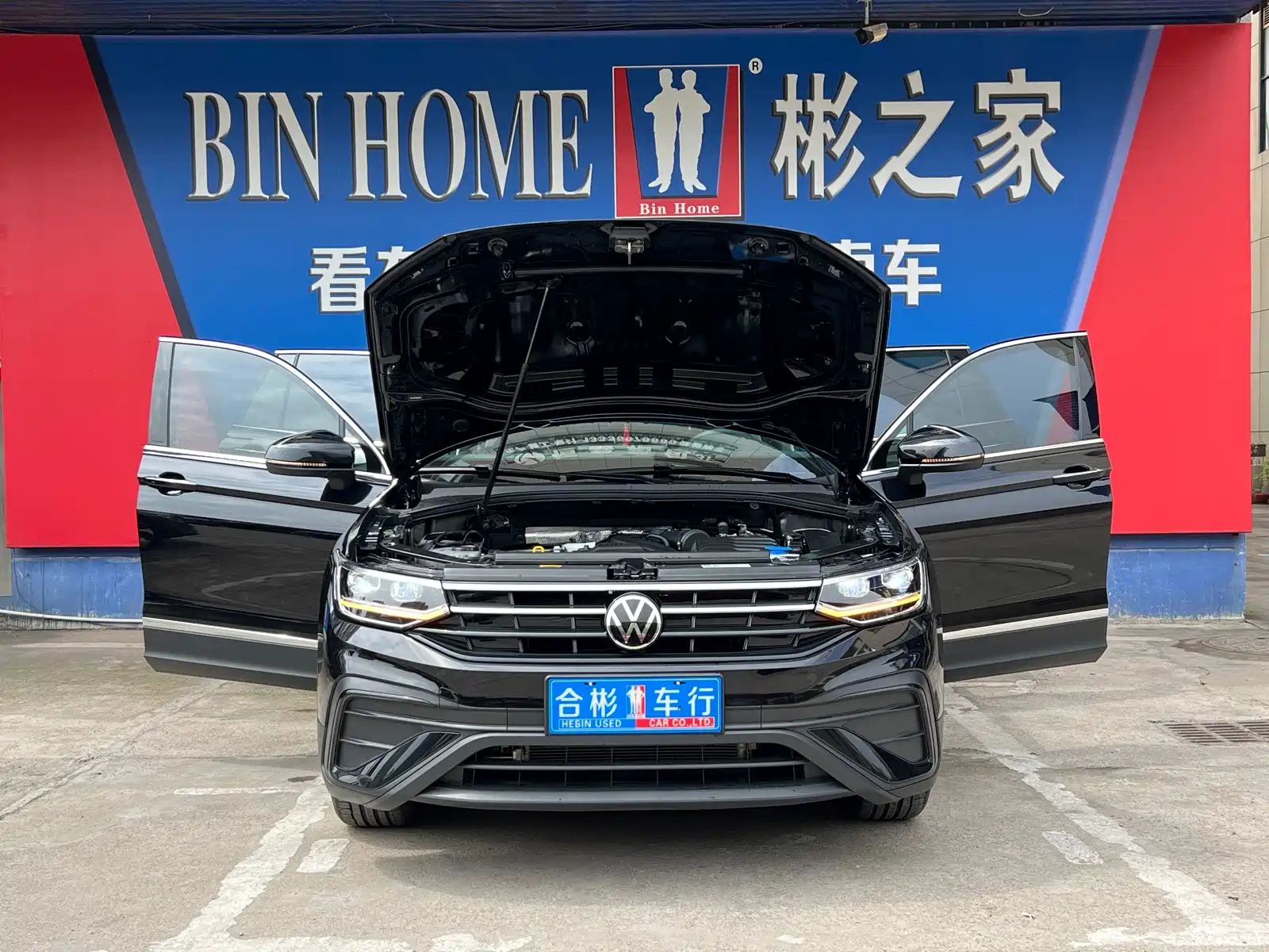 Фото 6 - Volkswagen Tiguan L