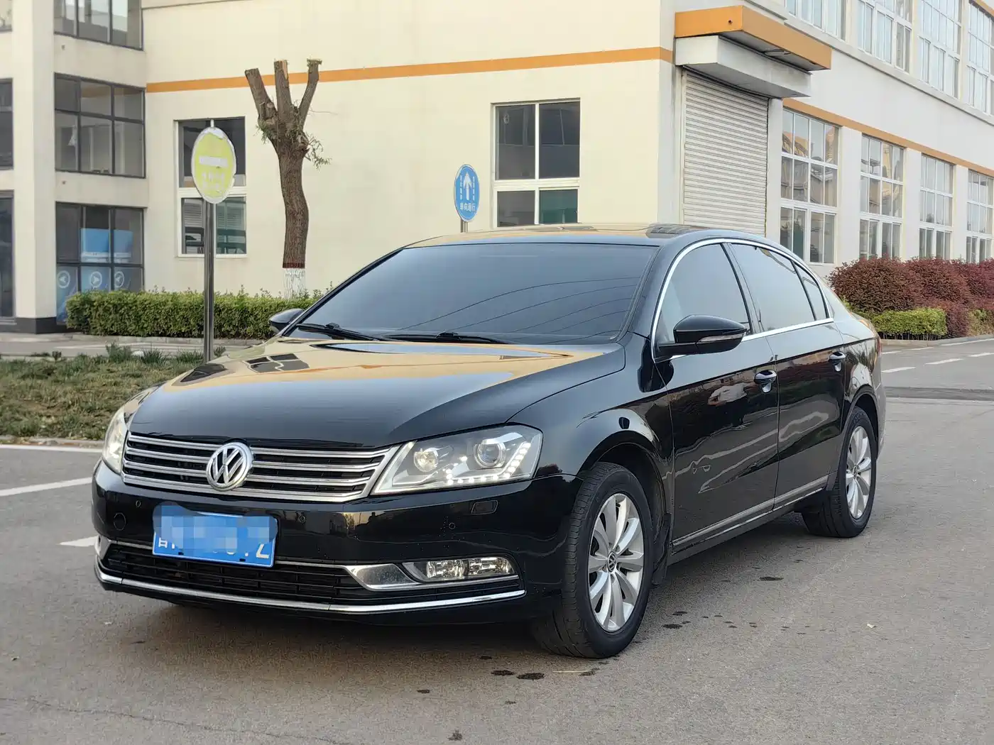 Фото 1 - Volkswagen Magotan