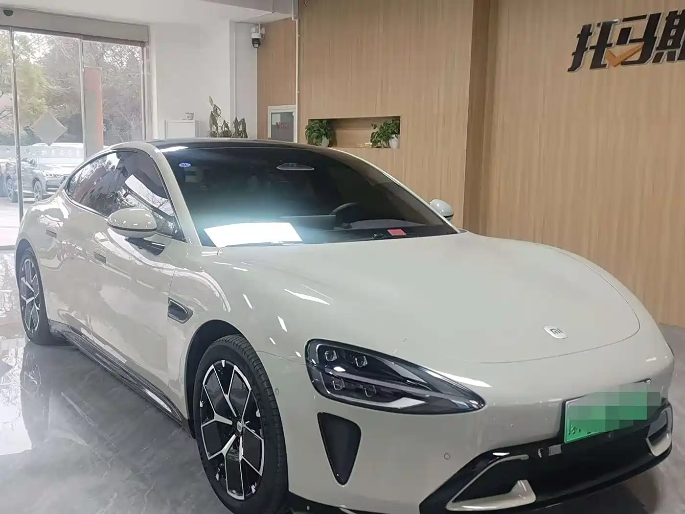 XIAOMI CAR XIAOMI SU7