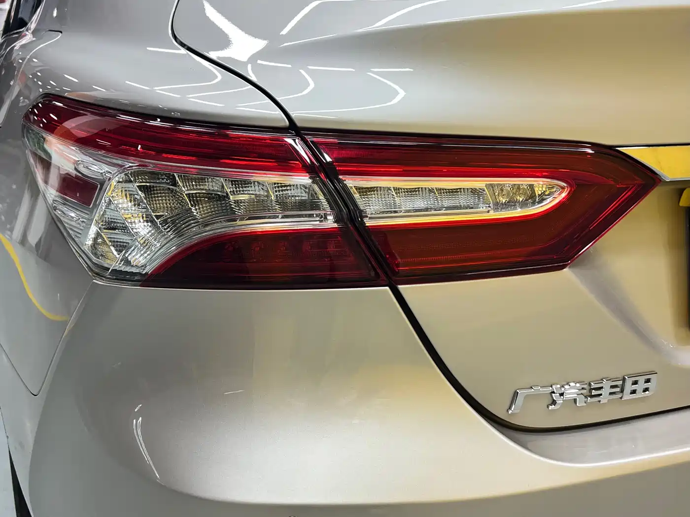 Toyota Camry 2023 2.0G Luxury Edition фото 30
