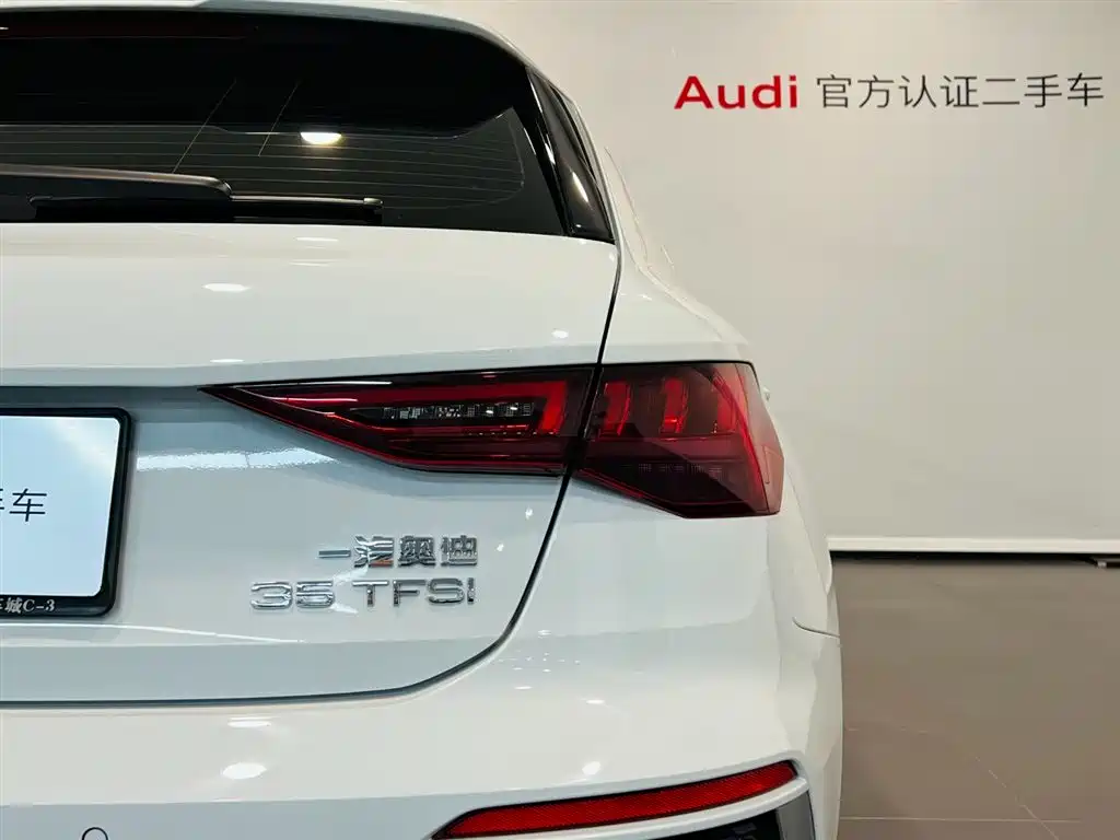 Audi A3 2024 Model Sportback 35 TFSI Fashion Sport фото 14