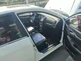 Фото 9 - Geely Vision