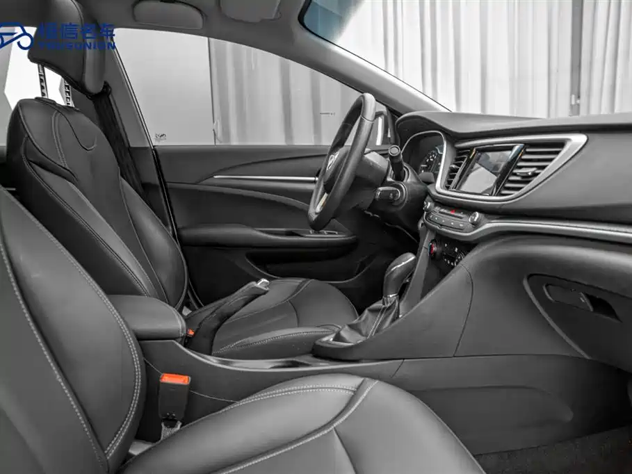 Фото 15 - Buick Excelle