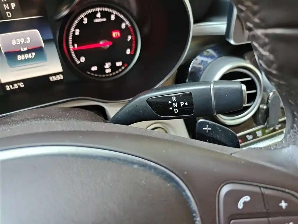 Mercedes-Benz GLC 2018 GLC 200 4MATIC фото 11