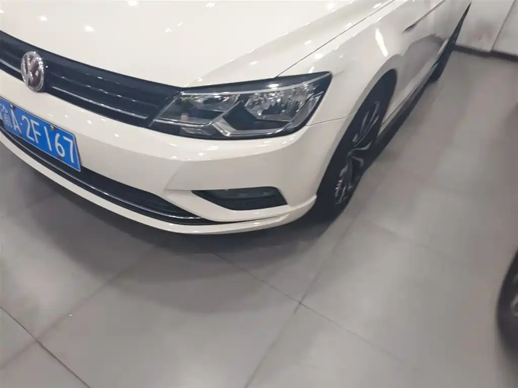 Volkswagen Lamando 2018 280TSI DSG Comfort Edition фото 24