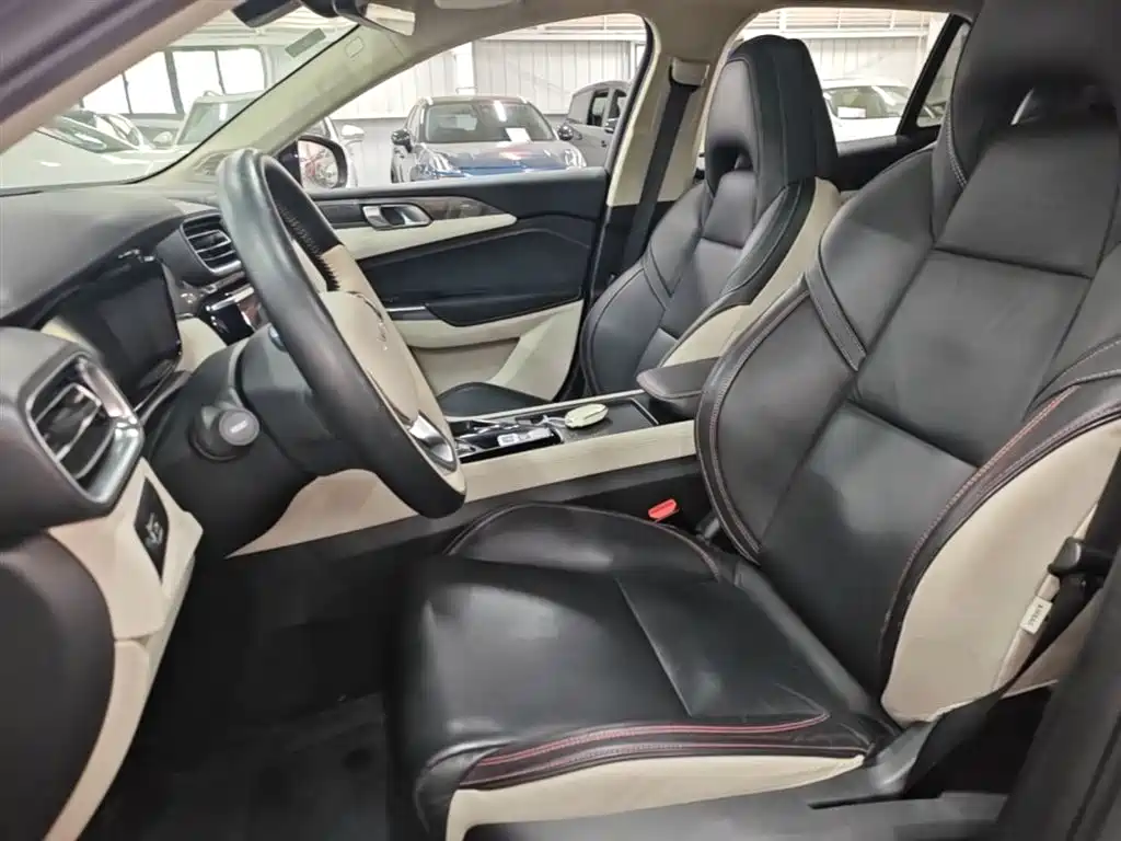 Lynk & Co 02 2018 Model 1.5T DCT 2WD Yao Pro Edition China V фото 15