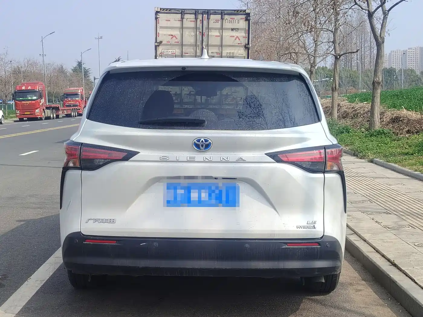Toyota Sienna 2021 2.5L Hybrid Comfort Edition фото 13