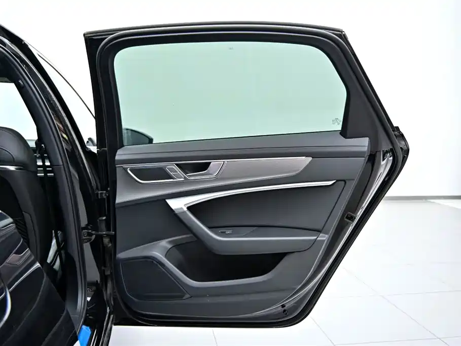 Audi A6L 2023 40 TFSI Luxury Dynamic фото 21