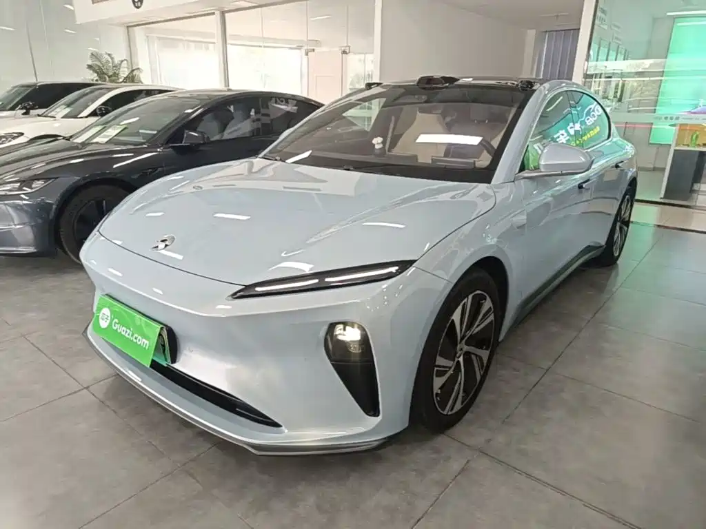 NIO ET5 2022