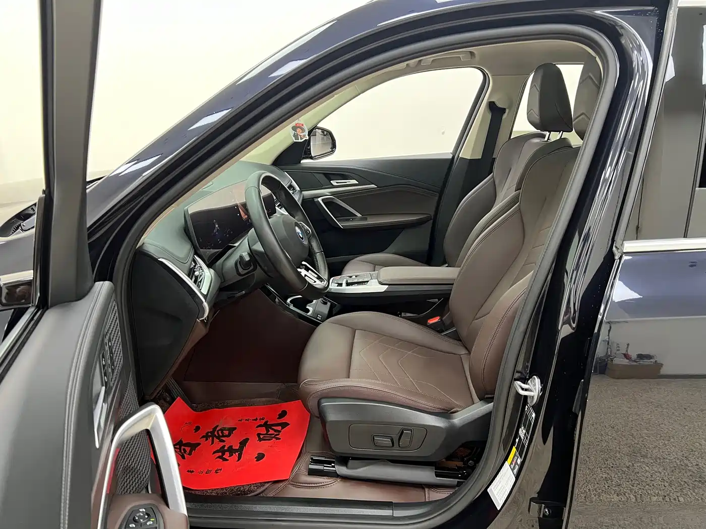 BMW iX1 2025 2025 eDrive25L M Sport Package