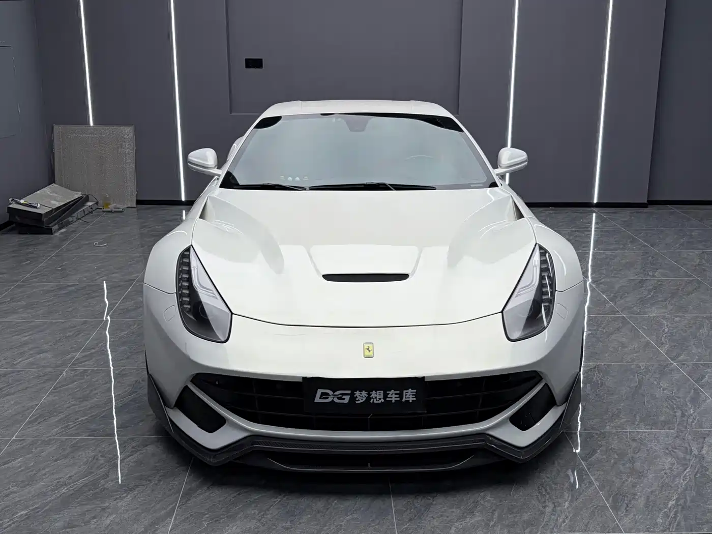 Ferrari F12berlinetta 2014 2013 6.3L Standard