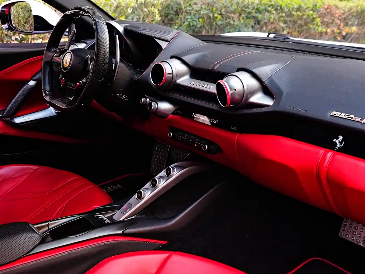 Ferrari 812 2017 6.5L Superfast фото 11