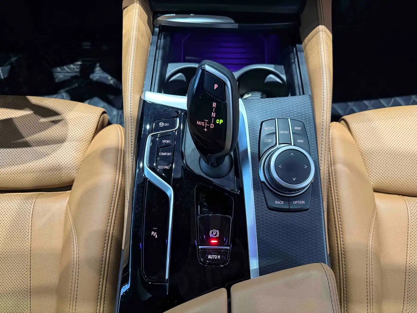 BMW 5 Series (Import) 2022 Model Second Facelift 525i M Sport Package фото 14