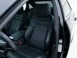 Photo 14 - Audi A6L