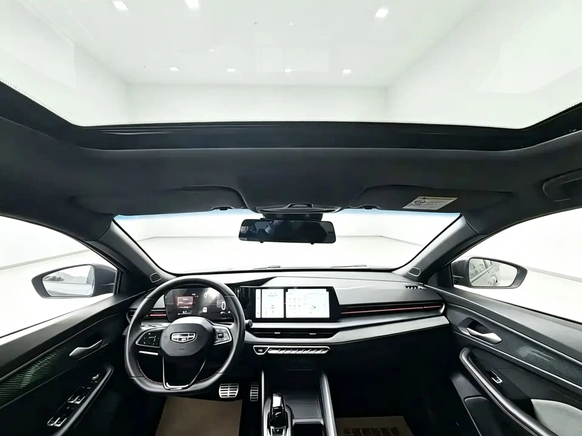 Фото 6 - Geely Binrui