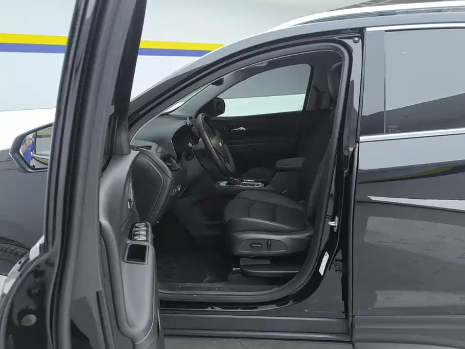 Chevrolet Equinox 2023 2022 535T Control Edition