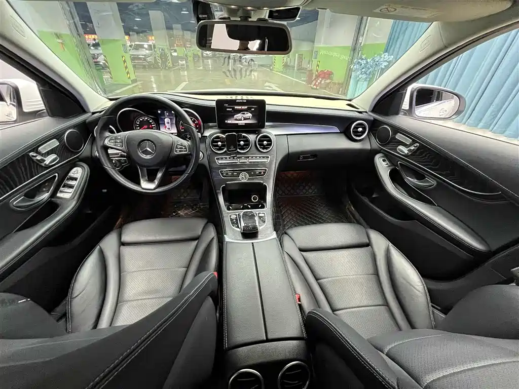 Mercedes-Benz C-Class 2018 C 200 L Sport Edition фото 6