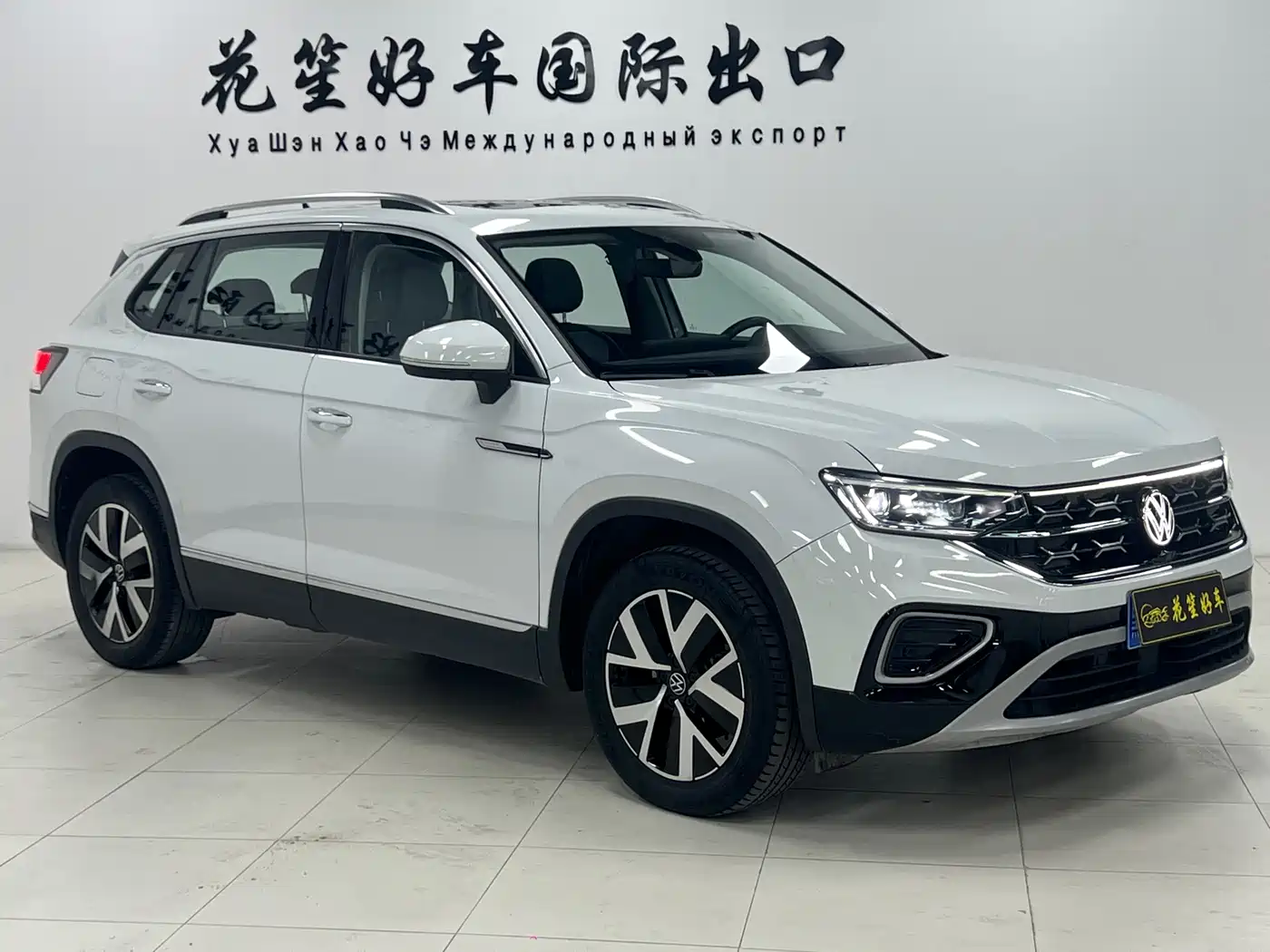Volkswagen Tayron 2023 280TSI 2WD Luxury Plus Advanced Edition фото 3
