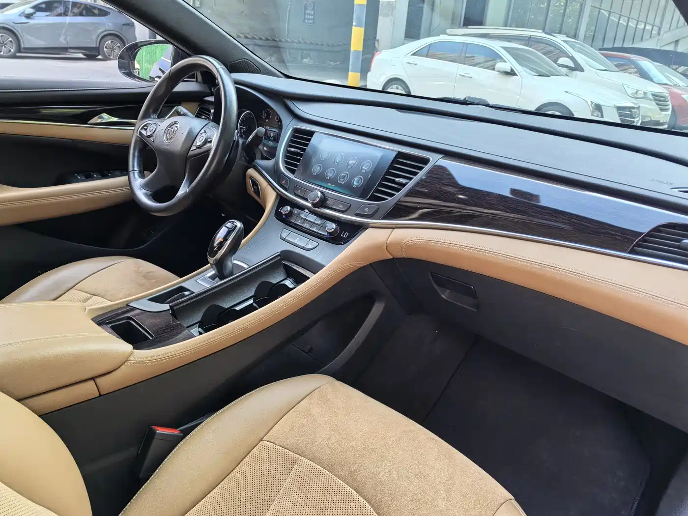 Buick LaCrosse 2018 Model 28T Elite Edition фото 9