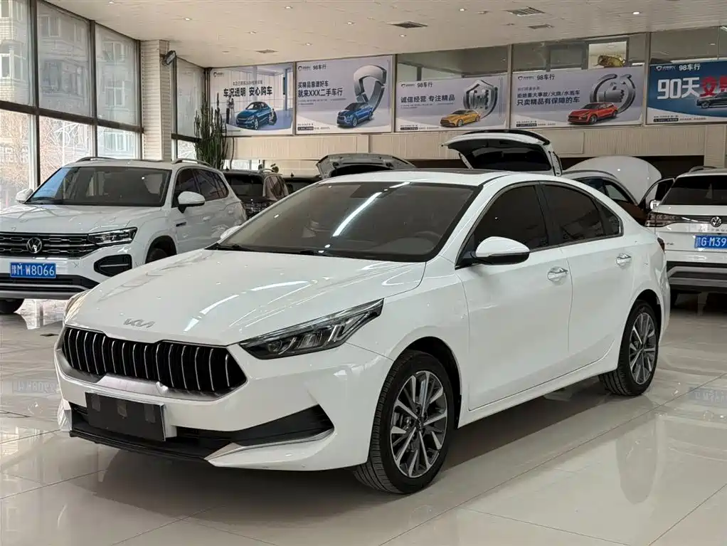 KIA K3