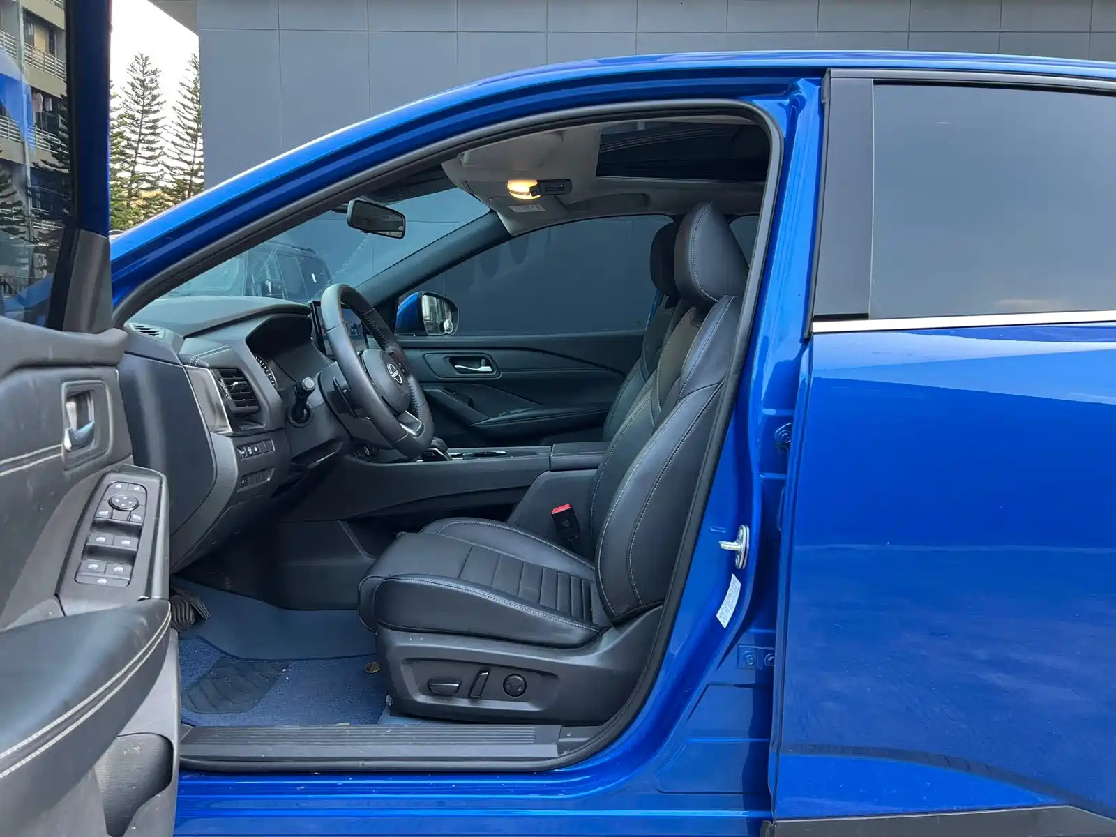 Photo 3 - Nissan Qashqai