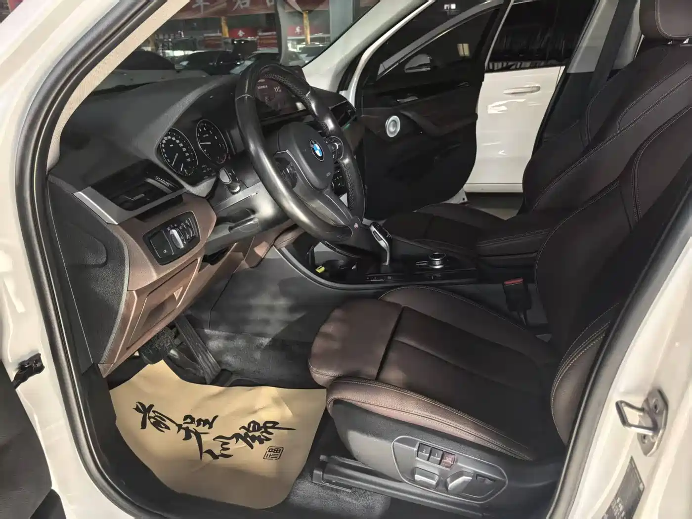 BMW X1 2021 sDrive25Li Leading фото 14