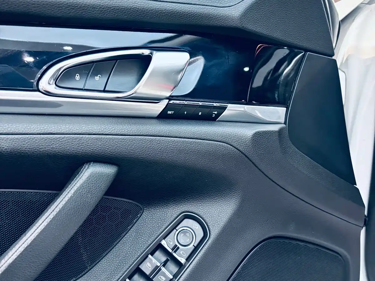 Porsche Panamera 2014 Panamera 4 3.0T фото 6