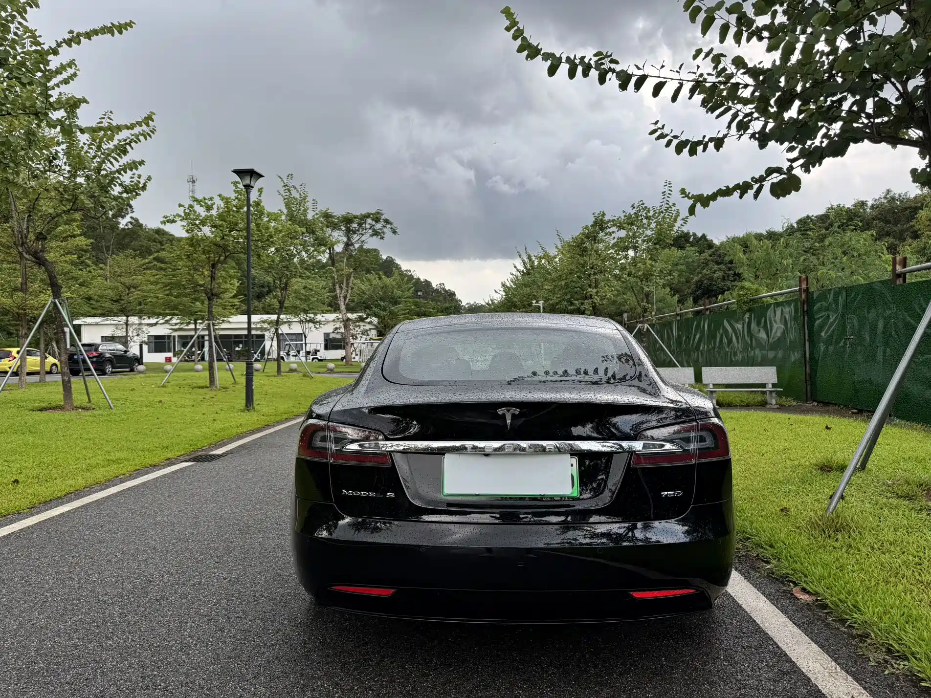 Photo 8 - Tesla Model S