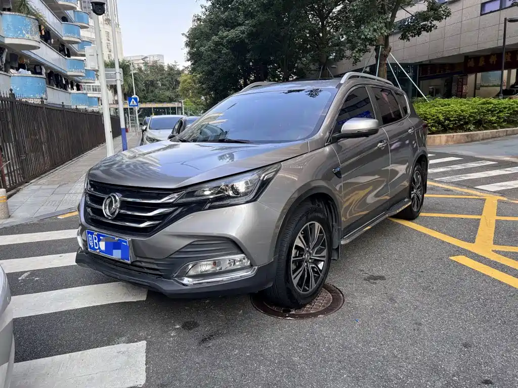 صورة 1 - Dongfeng Aeolus Dongfeng Fengshen AX7