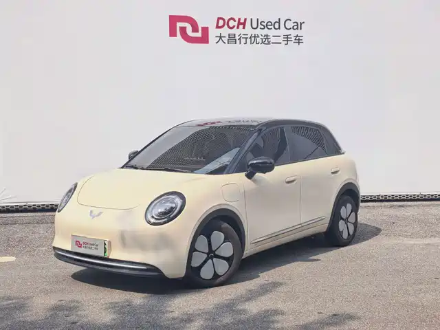 Similar car