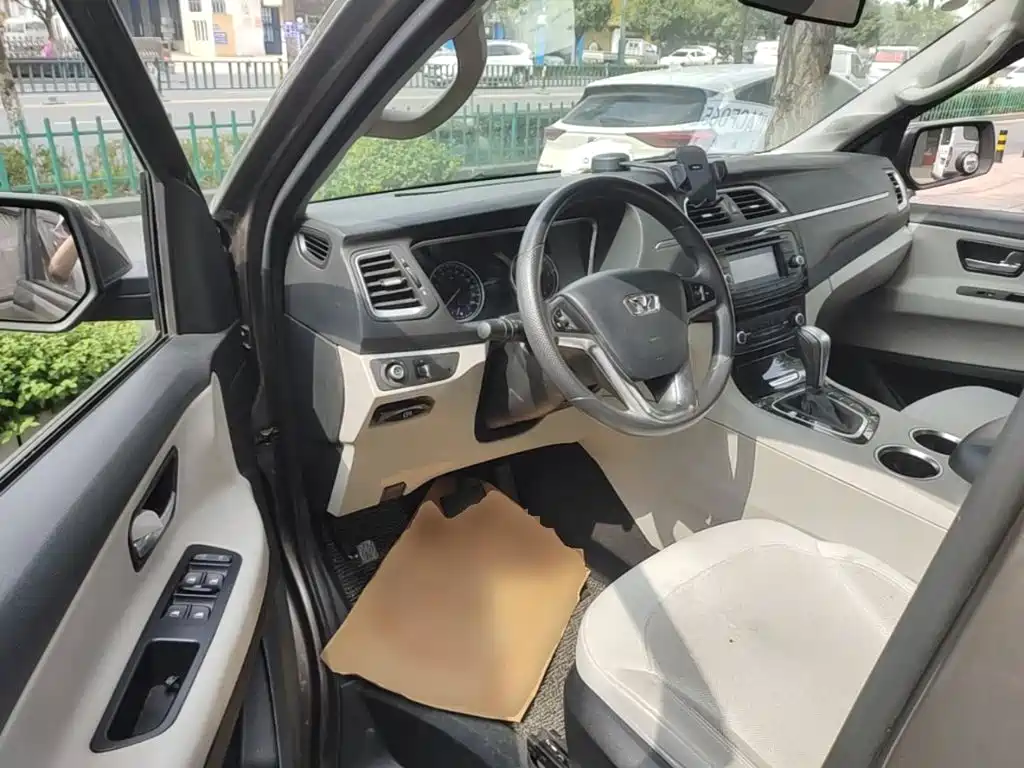 Huasong 7 2020 2015 2.0T Automatic Comfort