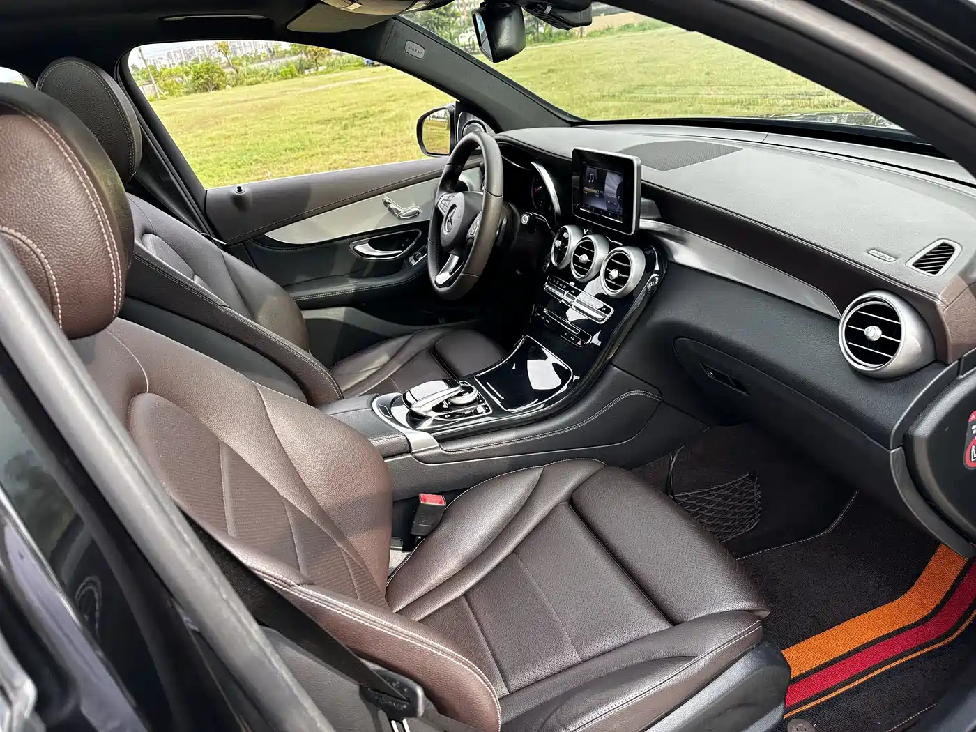 Mercedes-Benz GLC 2017 GLC 200 4MATIC фото 11